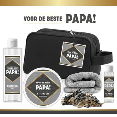 Geschenkset ''Voor De Beste Papa" - 5 Producten - 600 Gram - Triomf Cosmetica | Giftset Voor Hem Toilettas zwart Speciaal voor Vader Vaderdag Topper Cadeau Set Man Verjaardag Kerst Kerstpakket Bodylotion Douchegel Zwart Goud Grijs