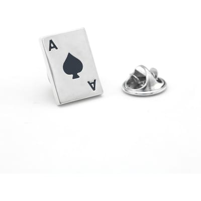 Poker Aas Ontwerp Kledingspeld Voor Mannen Mode Broche Dames Reversspeld Kleding Rugzak Badge Kwaliteit Messing Materiaal white