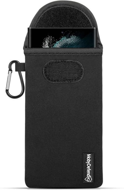 MobyDefend Hoesje - Geschikt voor Samsung Galaxy S22 Ultra - Neopreen Pouch Met Karabijnhaak - Insteek - Riemlus - Zwart