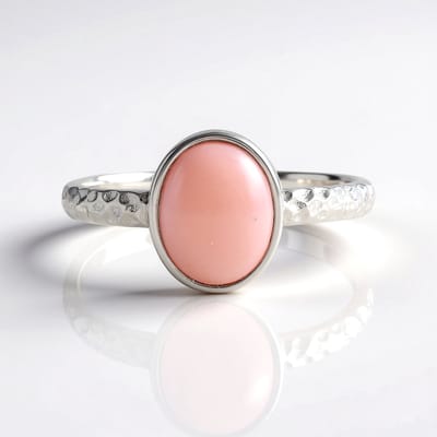 Cavill - Verstelbare Ring 925 Sterling Zilver - Gehamerd & Geplatineerd - Ovale Roze Opaal 1,441 ct - Cabochon Bezel Zetting - Elegante Damesring