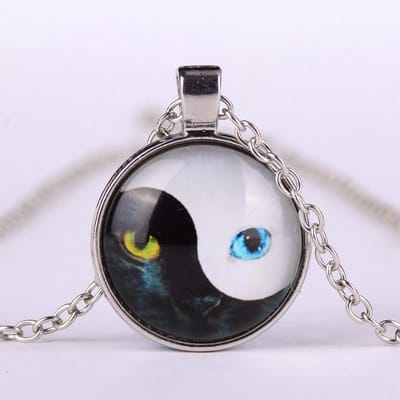 GoedeDoelen.Shop | Verzilverde Ketting Yin Yang Cat | Yin Yang Ketting | Poezen Ketting | Katten Ketting | Balans | Statement Ketting | Cadeau | Kattenliefhebber | Dierenwelzijn | Wellness-House