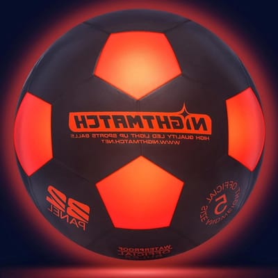 Officiële maat 5 verlichte voetbalset - 2 sensoren geactiveerde LED's - plezier in het donker - lichtvoetbal voor kinderen - zwart-oranje