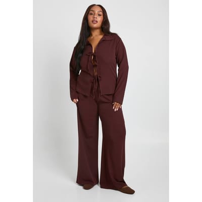boohoo Dames Plus Tie Front Detail Lange Mouw Top en Wijde Pijp Broek Co Ord | Chocoladebruin | Maat: 44