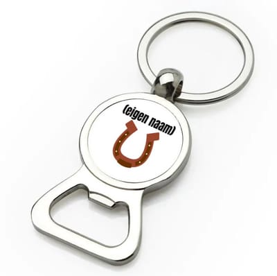 Akyol - paarden hoefijzer met eigen naam flesopener - Paarden - paarden liefhebbers - iemand die houdt van paarden - verjaardag - cadeau - kado - 9 bij 3 cm