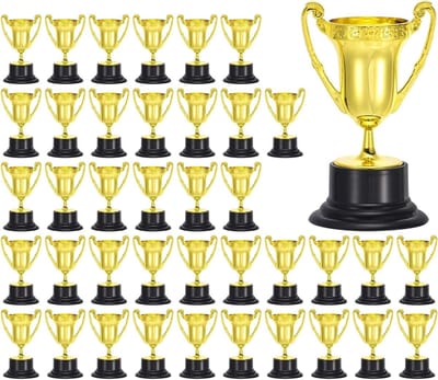 Mini Gouden Trofeeën - Awards Bekers - Wedstrijd Prijzen - Set van 40 - 7.3 cm - Goud