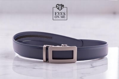 Blauwe lederen riem zonder gaatjes met automatische gesp voor heren ( Model N062 )