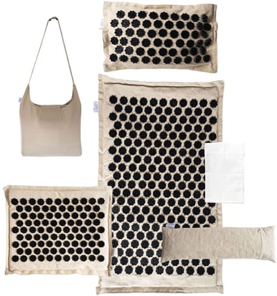 Jaraleesa® XL Spijkermat – 6-Delige ECO Acupressuur Mat Set Met Kussen – Massagemat – Shakti Mat – Spijkermat voor Stressverlichting, Spierherstel, Meditatie, Rugpijn & Acupunctuur – Incl. Draagtas & E- boek - Beige