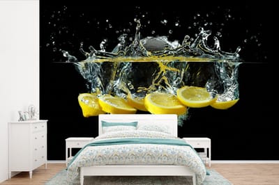 Behang - Fotobehang Citroen - Fruit - Geel - Stilleven - Water - Breedte 360 cm x hoogte 240 cm