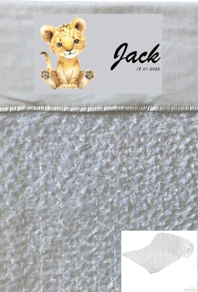 Soft Touch Babydeken Wit Leeuw met naam en geboortedatum - Wiegdeken met naam - extra zacht 75 x 100 cm - Gepersonaliseerd - Babydekentje voor ledikant - Jongen - Babydeken voor kinderwagen - Kraamcadeau - Kraamcadeau met naam - deken met naam