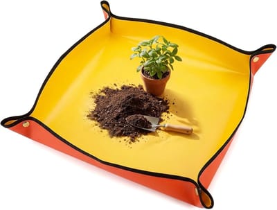 Opvouwbare plantenmat 100 x 100 cm in oranje – Duurzaam PE-materiaal met koperen haak voor eenvoudig verpotten en tuinieren