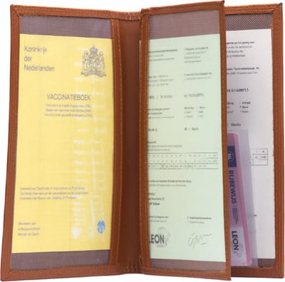LeonDesign - Paspoort hoesje - A6 formaat - Cognac bruin leer - Unisex design - Handgemaakt autopapieren mapje of paspoorthouder