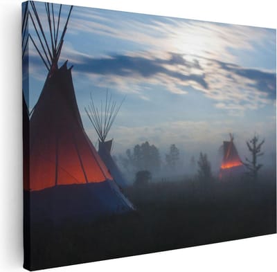 Artaza Canvas Schilderij Indianentent - 40x30 cm - Klein - Wanddecoratie Mist - Muurdecoratie Natuur - Kamer Accessoires Landschap