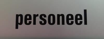 Aluminium deurbordje tekst: personeel | 5 jaar garantie | Zelfklevend | 130x50x0,5 mm