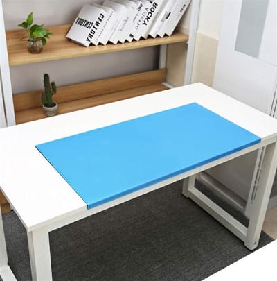 Bureauonderlegger met Randbescherming - Bureau mat - Bureau Organisatie - Waterdicht Polyurethaan - 60 x 40 cm - Hemelsblauw