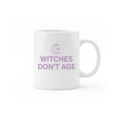 Witches Don’t Age Koffiemok – Grappige Heksen Quote Cadeau voor Haar – Keramische Mok 330 ml