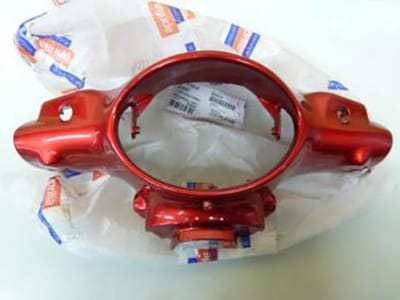 stuurhoes voor scooter aprilia 50 scarabeo 2000 - 2006 ap8249474 nieuw
