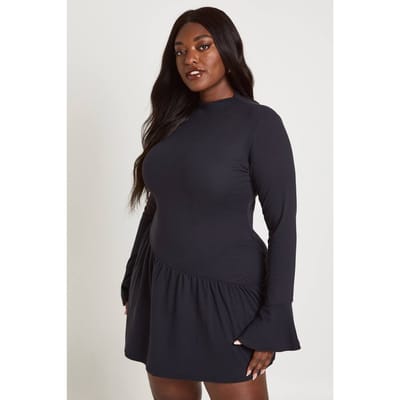 boohoo Dames Plus superzachte uitlopende mouw drop-hem skaterjurk | Zwart | Maat: 44