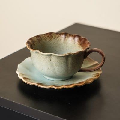 Le Sens du Design de l'Ensemble Tasse à Café et Soucoupe Transformé au Four Tasses en Céramique pour le Thé de l'Après-midi Micro-ondable Tasses à Lait Maison 260ML