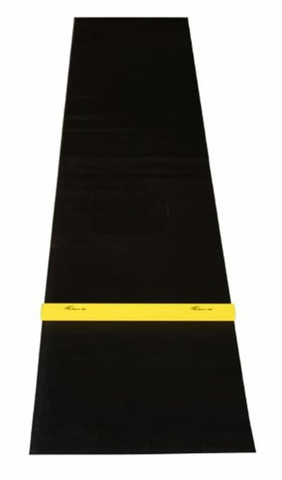 Rubberen mat - Beschermende ondergrond - Darts spelen - Met houten oche - 300 x 60 cm - Zwart