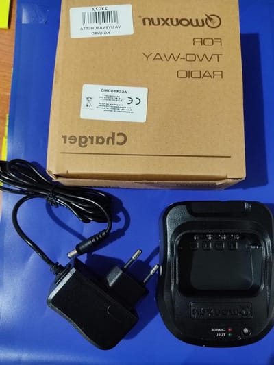 Batterij Oplader - Accu Lader - Radio Opladen - Origineel Onderdeel - 12 VDC - Zwart