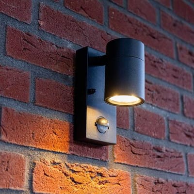 HOFTRONIC - Set van 2 Mason Buitenlamp met Sensor - GU10 Fitting - Zwart - IP65 Waterdichte Wandlamp buiten - Incl. Bewegingssensor en schemerschakelaar - Spotlight voor binnen en buiten - 3 jaar garantie