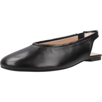 Ballerina's Unisa Bowie Nto