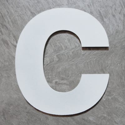 Logixbox - XXL - Huisletter WIT - c - Huislettersticker - ZELFKLEVEND - Plakt op: Blauwsteen, Staal, Plastic etc. - 2mm dik - 12cm