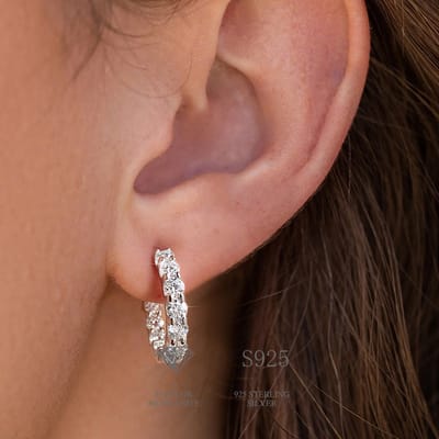 Lumici® Exclusive | Royal Eternity Moissanite Hoops - 2.60 Carat Totaal - 13x 0.10CT per Oorbel - GRA Gecertificeerd - Geelgoud Verguld S925 - Luxe Full Circle Oorbellen - Voor Haar - Moederdag - Valentijnscadeau - Verrassing - Goud & Rhodium
