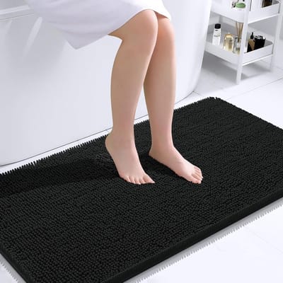 Badmat Chenille - Zachte Vloermat - Badkamer Comfort - Extra Absorberend - 69 x 114 cm - Zwart