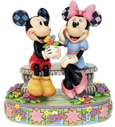 Disney Traditions – Mickey And Minnie – A Blooming Romance