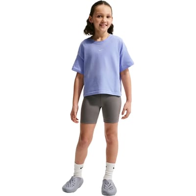 T-shirt kind Nike Sportswear Essential