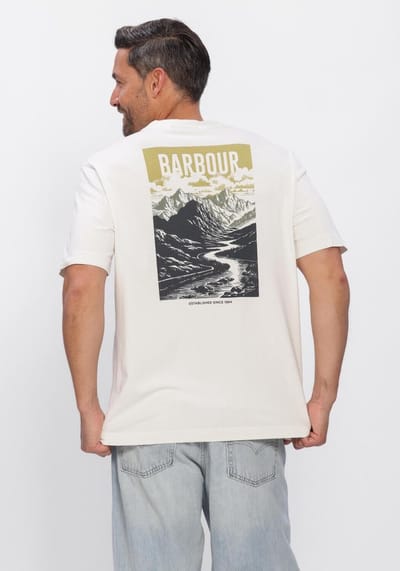 BARBOUR Morden Relaxed Graphic T-shirt Polo's & T-shirts Heren - Polo shirt - Ecru - Maat XL