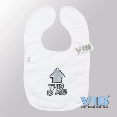 VIB® - Slabbetje Luxe velours - This is Me! (Wit) - Babykleertjes - Slabbetjes - zwangerschap aankondiging - baby aankondiging