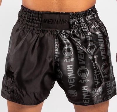 Venum Logos Muay Thai Shorts Zwart Zwart - XS
