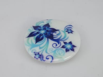Magneet broche – porselein -  prachtig –Bernagie -  bloemen – Ø 5cm - voor omslagdoek, sjaal en vest om te  sluit zonder gaatjes te veroorzaak.