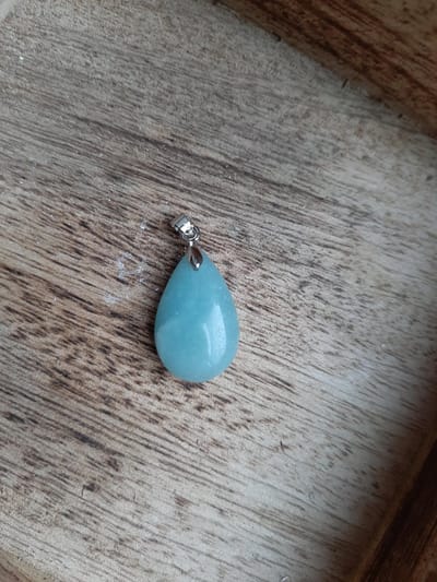The drop of Amazoniet - hanger