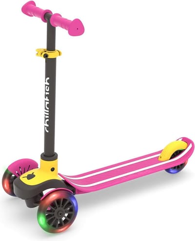 Chillafish Kinderstep 3 Jaar met drie LED wielen - Roze Geel - Lichtgewicht Glow step meisjes met afneembaar stuur en voetrem - Aanpasbaar in hoogte - Leun-om-te-sturen - Extra grip handgrepen - Geen batterijen nodig - Model Scotti Glow 3