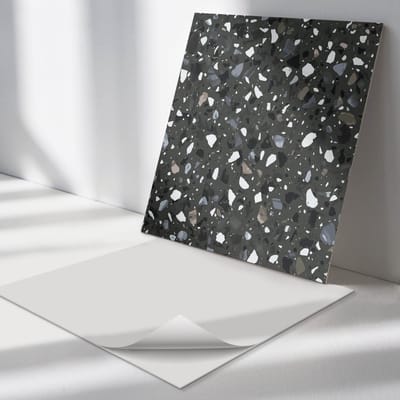 Wallfluent Vinyl Tegels - Steenpatroon met Fragmenten Vloer Tegels PVC - 30 cm x 30 cm - Zwart PVC Tegels - 9 stuks - Vierkant PVC Tegels - Texturen Plaktegels - Zelfklevende PVC Tegels - Plaktegels Keuken en Badkamer