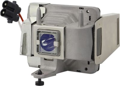 Beamerlamp geschikt voor de INFOCUS C170 beamer, lamp code SP-LAMP-019. Bevat originele SHP lamp, prestaties gelijk aan origineel.