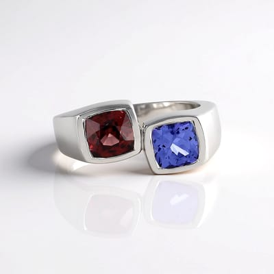 Cavill - Platina vergulde zilveren ring met 1,6 ct roze zirkoon & 0,98 ct tanzaniet - antiek kussen slijpsel - elegante edelsteen ring