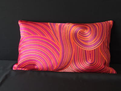 Colmore by Diga luxe kussen swirls multi/pink 60x35
