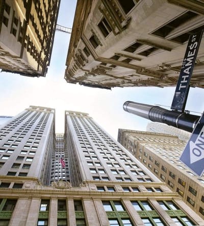 Fotobehang - Broadway Skyscrapers 225x250cm - Vliesbehang