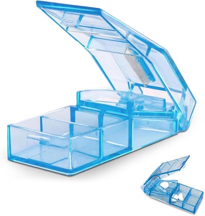 ComfiCare® Pillensnijder - Pillensnijder met Pillendoos - Grote & Kleine Pillen - Harde & Zachte pillen - Pillensplijter - Pillensplitter - Tabletten splitten - Medicijnen doseren -Blauw