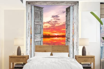 Behang - Fotobehang Landschap - Zonsondergang - Water - Doorkijk - Breedte 190 cm x hoogte 260 cm
