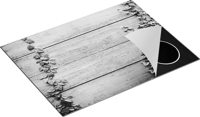 Chefcare Inductie Beschermer Houten Planken met Groene Bladeren - Hout - Zwart Wit - 70x50 cm - Afdekplaat Inductie - Kookplaat Beschermer - Inductie Mat