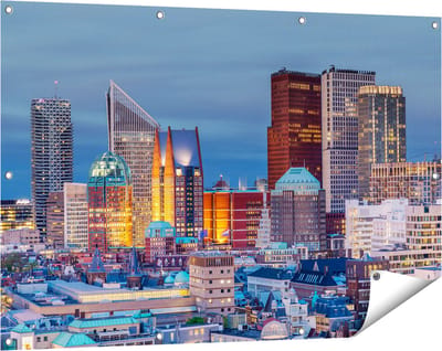 Gards Tuinposter Den Haag Skyline met Wolkenkrabbers - 120x80 cm - Tuindoek - Tuindecoratie - Wanddecoratie buiten - Tuinschilderij