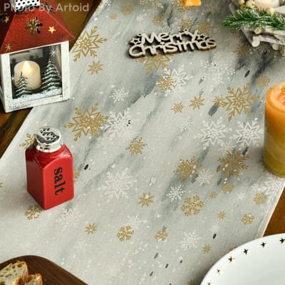Thijox - Aquarel Rendier Kerstmis Tafelloper 40x140 cm - Seizoensgebonden Winter Keuken Tafel Decoratie - Perfect voor Feesten en Vakanties