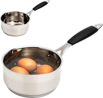 Lomera RVS Steelpan - Inductie Geschikt - 1.3 Liter Inhoud - Dubbele Schenktuit - Siliconen Handvat - Maataanduiding Binnenkant - Ø16 cm - Geschikt Voor Alle Warmtebronnen - Keukenaccessoire - Hittebestendig - Duurzaam Materiaal