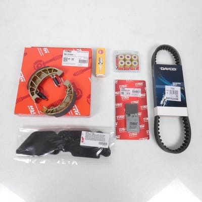 Kit révision entretien Sceed24 pour Scooter Piaggio 50 Vespa LX 30 km/h Touring Euro 2 2T AC 2010 à 2013 ZAPC38104 (DNK) / 12.7047204 Neuf