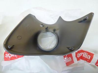 handbeschermer voor scooter aprilia 125 scarabeo 1999 - 2004 ap8158945 nieuw